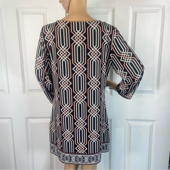 White House Black Market Lace Up Detail Print Tunic - Picture 6 of 14